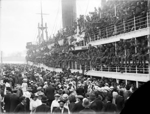 A Troop Ship heads off to World War 1